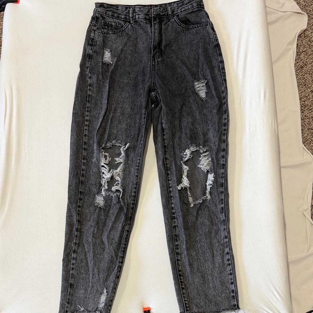 SHEIN Black Distressed Straight Leg Jeans
